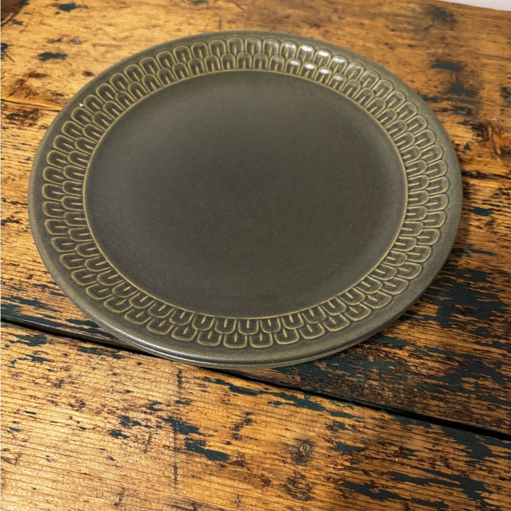 Wedgwood Cambrian Olive Green Dinner Plate